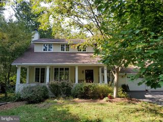 24 BLUE RIDGE RD, Titusville, NJ 08560