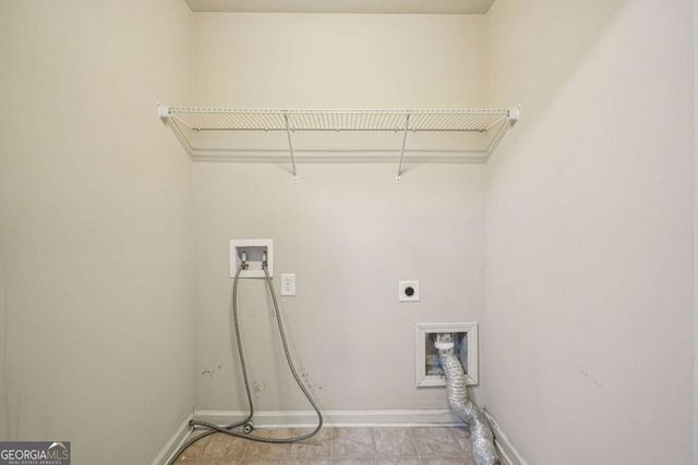 1519 Creek Bend Lane, Lawrenceville, GA 30043