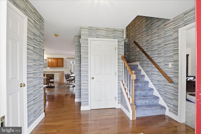 105 PARK PL, Landisville, PA 17538