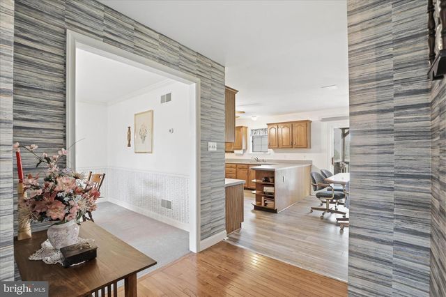 105 PARK PL, Landisville, PA 17538