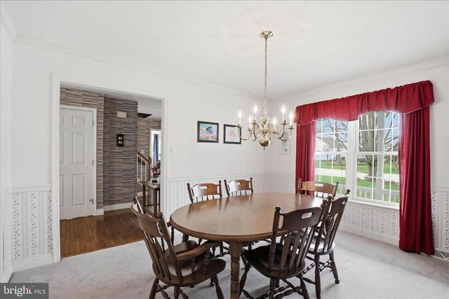 105 PARK PL, Landisville, PA 17538