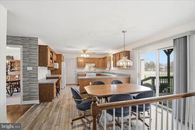 105 PARK PL, Landisville, PA 17538