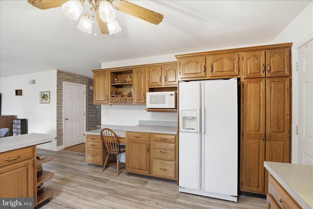 105 PARK PL, Landisville, PA 17538