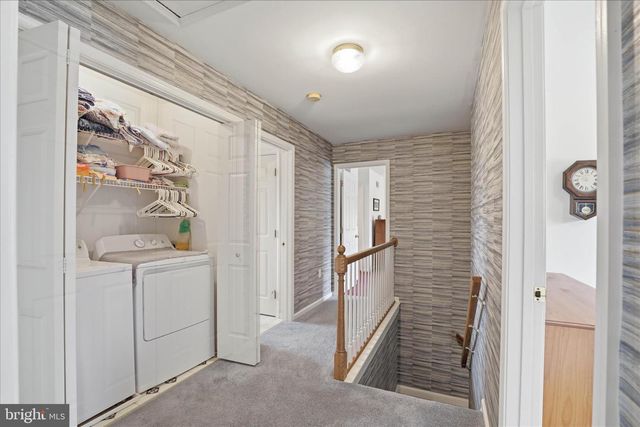 105 PARK PL, Landisville, PA 17538