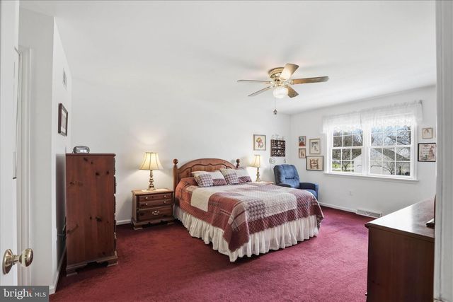 105 PARK PL, Landisville, PA 17538