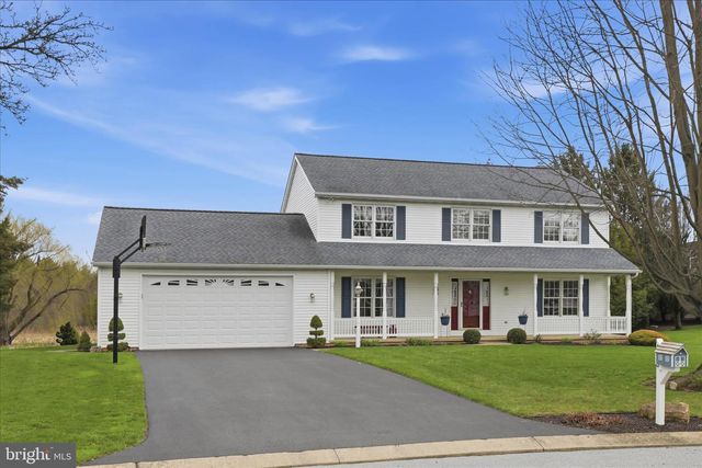 105 PARK PL, Landisville, PA 17538