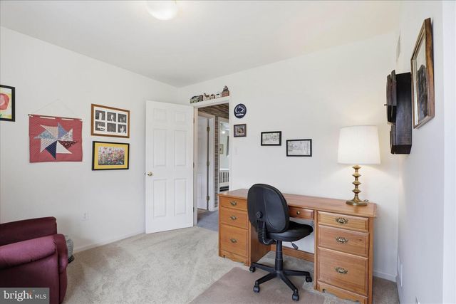 105 PARK PL, Landisville, PA 17538