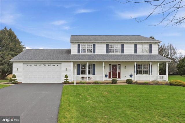 105 PARK PL, Landisville, PA 17538