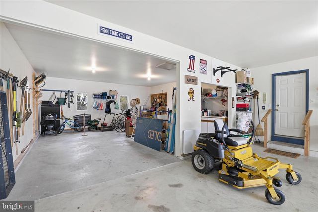 105 PARK PL, Landisville, PA 17538