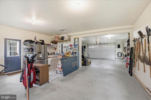 105 PARK PL, Landisville, PA 17538