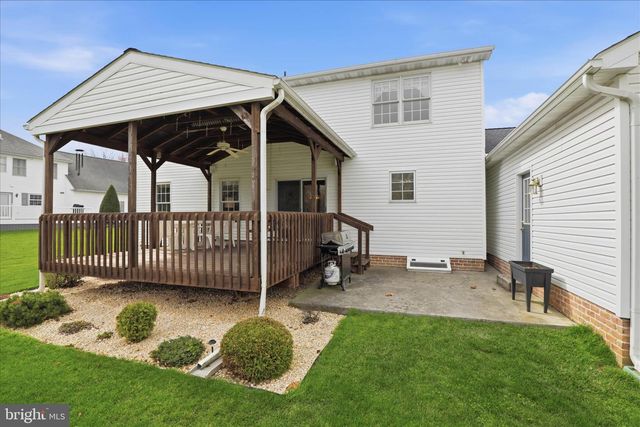 105 PARK PL, Landisville, PA 17538