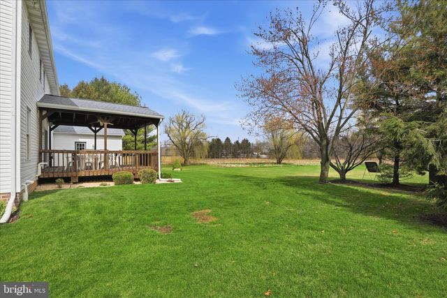 105 PARK PL, Landisville, PA 17538