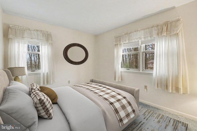 5 ANKAJAM DR, Duncannon, PA 17020