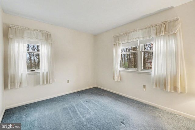 5 ANKAJAM DR, Duncannon, PA 17020