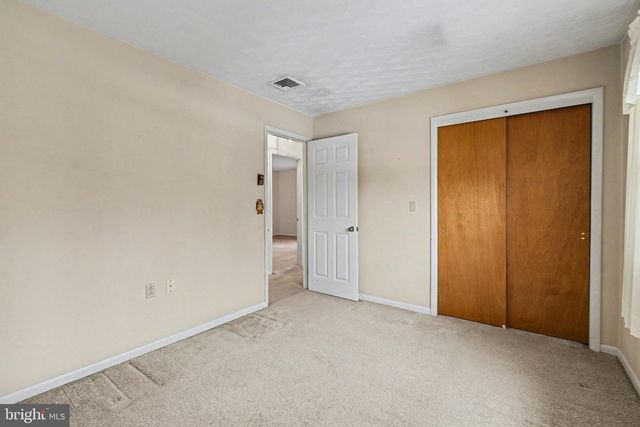 5 ANKAJAM DR, Duncannon, PA 17020