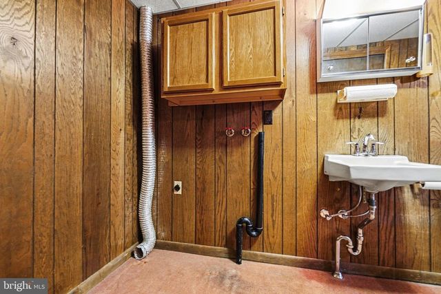 5 ANKAJAM DR, Duncannon, PA 17020