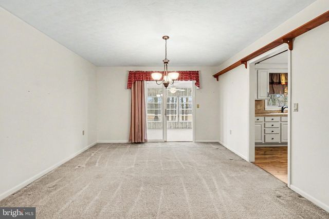 5 ANKAJAM DR, Duncannon, PA 17020