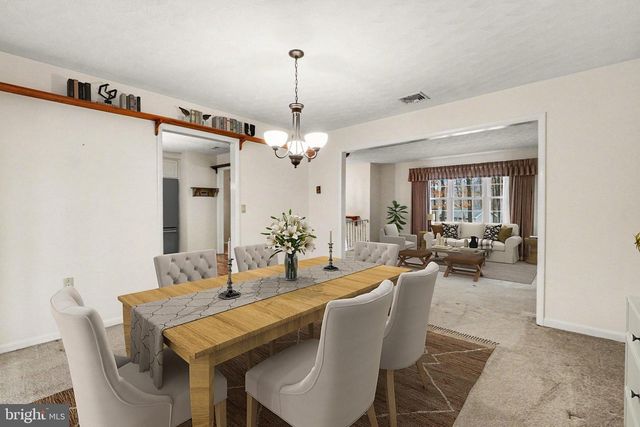 5 ANKAJAM DR, Duncannon, PA 17020