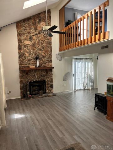 8454 Mcewen Road, Dayton, OH 45458