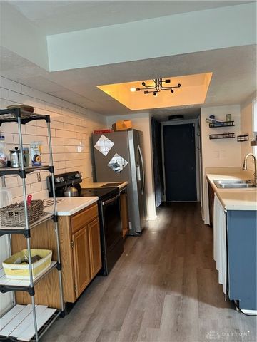 8454 Mcewen Road, Dayton, OH 45458