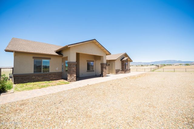 6850 E WADE Lane, Prescott Valley, AZ 86315