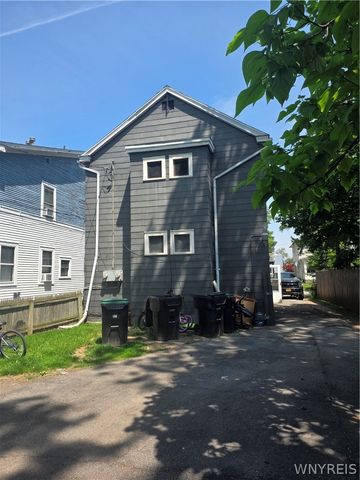 32 Lasalle Avenue, Tonawanda, NY 14217