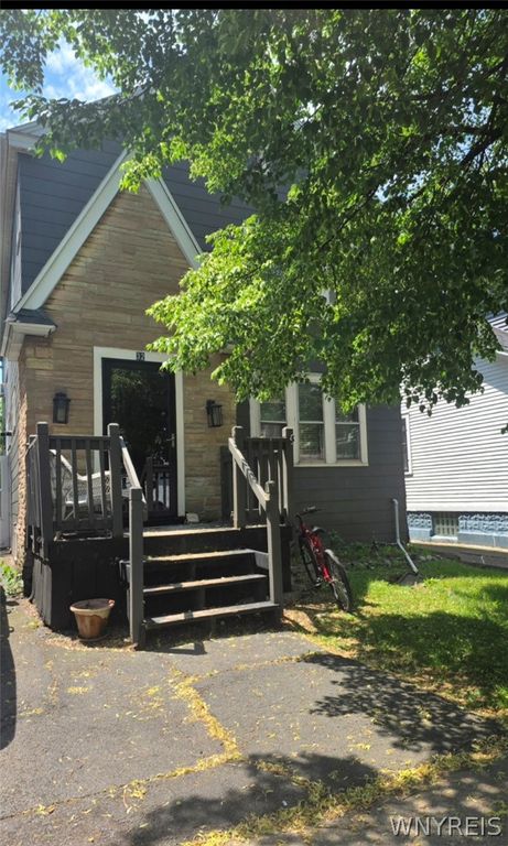 32 Lasalle Avenue, Tonawanda, NY 14217