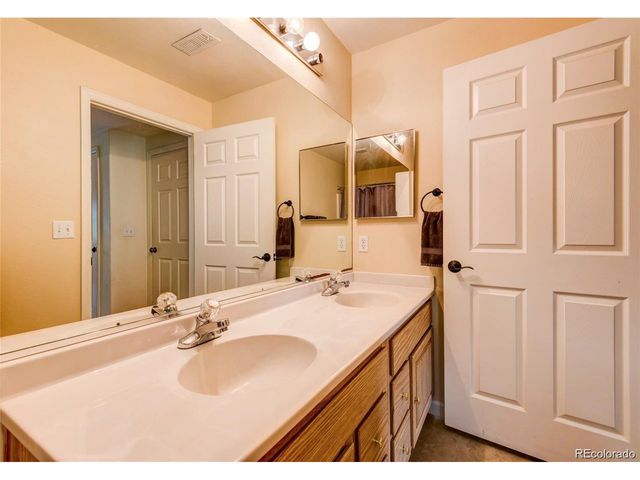 1156 Opal St 102, Broomfield, CO 80020