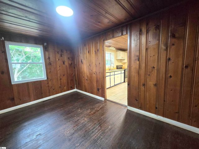 21 N Haven Drive, Greenville, SC 29617