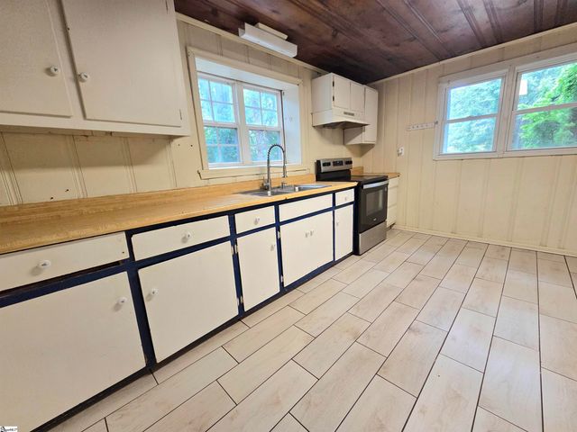 21 N Haven Drive, Greenville, SC 29617