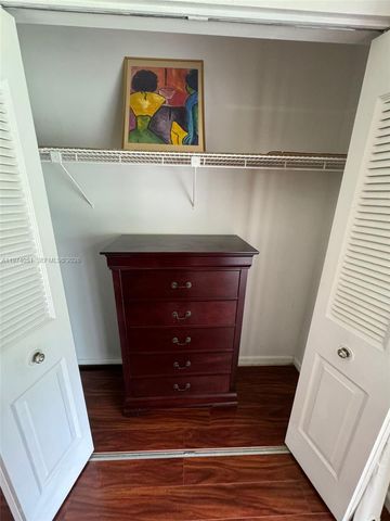 221 Kent M 221, West Palm Beach, FL 33417