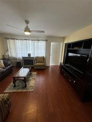 221 Kent M 221, West Palm Beach, FL 33417
