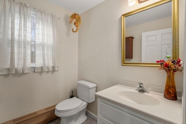 25 Briar Dr, Milford, MA 01757