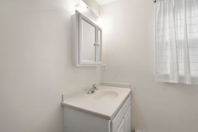 25 Briar Dr, Milford, MA 01757