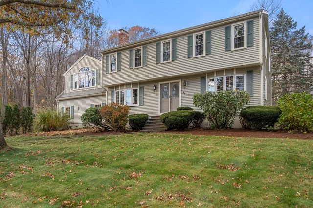 25 Briar Dr, Milford, MA 01757