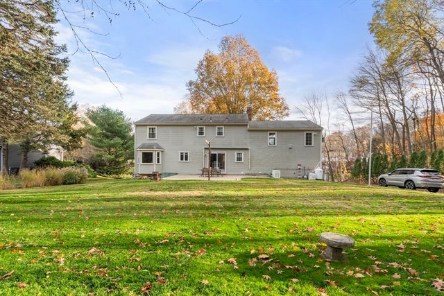 25 Briar Dr, Milford, MA 01757