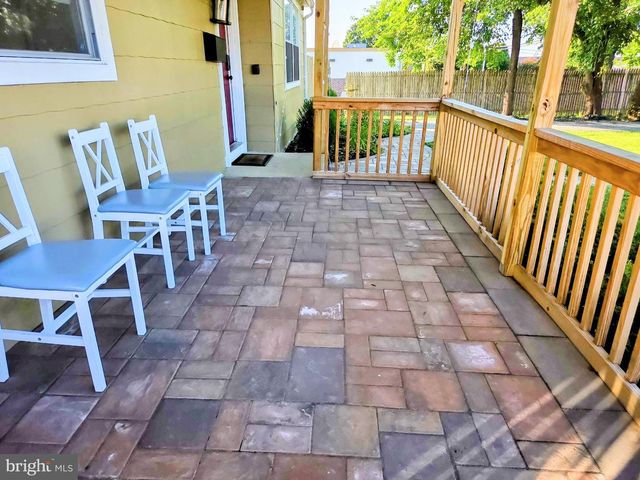 56 MORRIS RD, New Castle, DE 19720