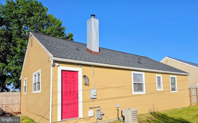 56 MORRIS RD, New Castle, DE 19720