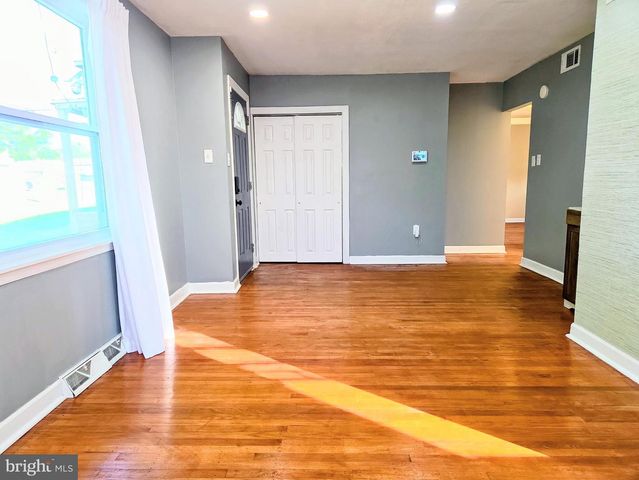 56 MORRIS RD, New Castle, DE 19720