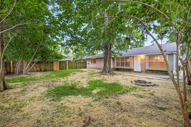 23106 Ludgate Drive, Spring, TX 77373