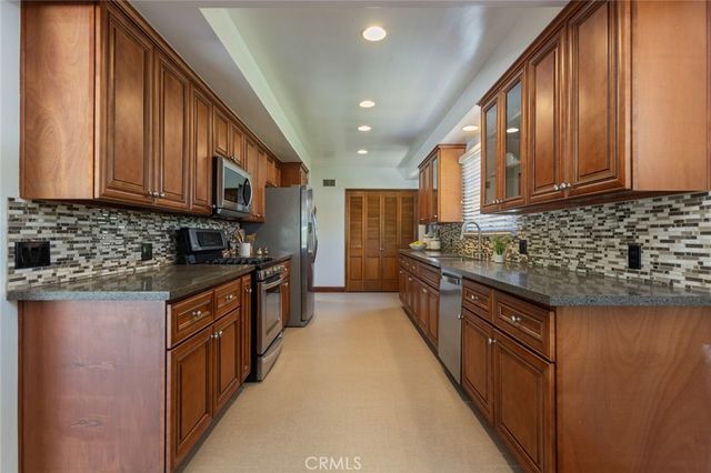 12323 Landale, Studio City, CA 91604