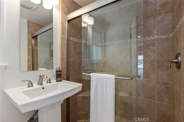 12323 Landale, Studio City, CA 91604
