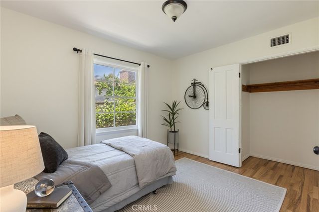 12323 Landale, Studio City, CA 91604
