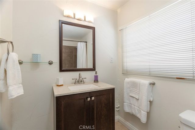 12323 Landale, Studio City, CA 91604