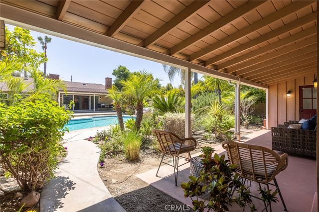 12323 Landale, Studio City, CA 91604