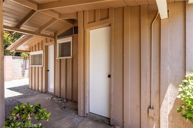 12323 Landale, Studio City, CA 91604