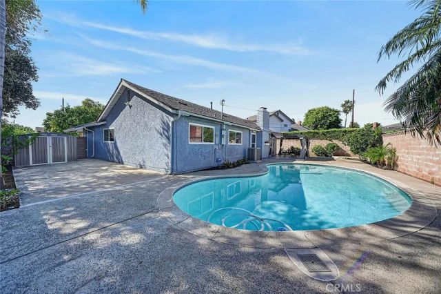 1630 E Edgecomb, Covina, CA 91724