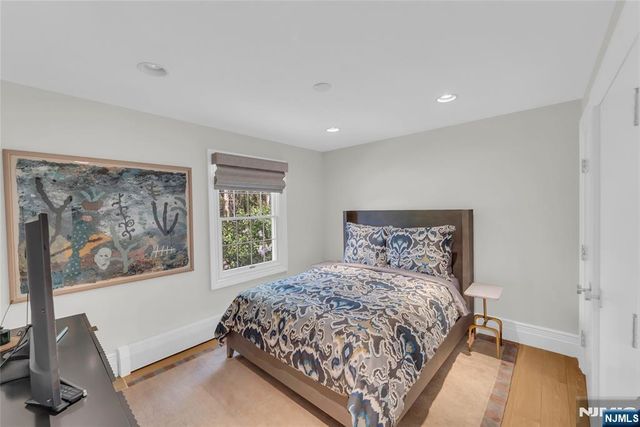 200 Wood Turtle Run, Norwood, NJ 07648