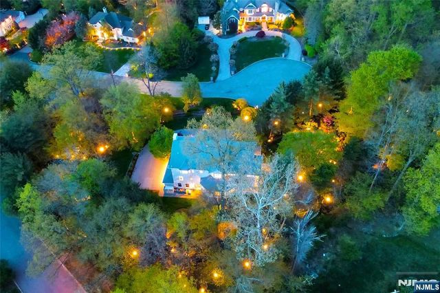 200 Wood Turtle Run, Norwood, NJ 07648