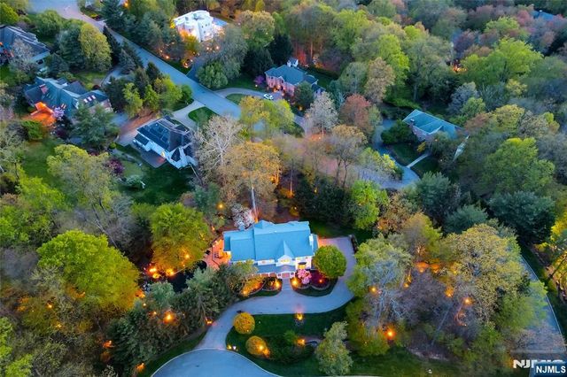200 Wood Turtle Run, Norwood, NJ 07648